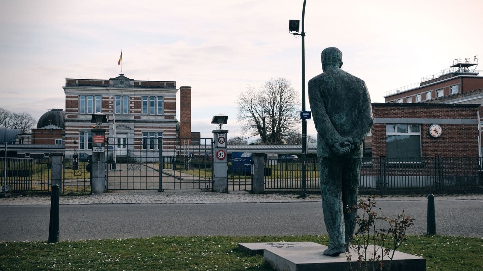 Belgisch overheidsgebouw, als illustratie van B2G-e-facturatie naar de overheidssector